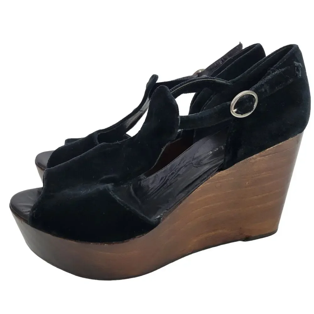 Bettye Muller Heel Wedge Black Velvet Platform Wood T Strap Peep Toe Chunky 9.5